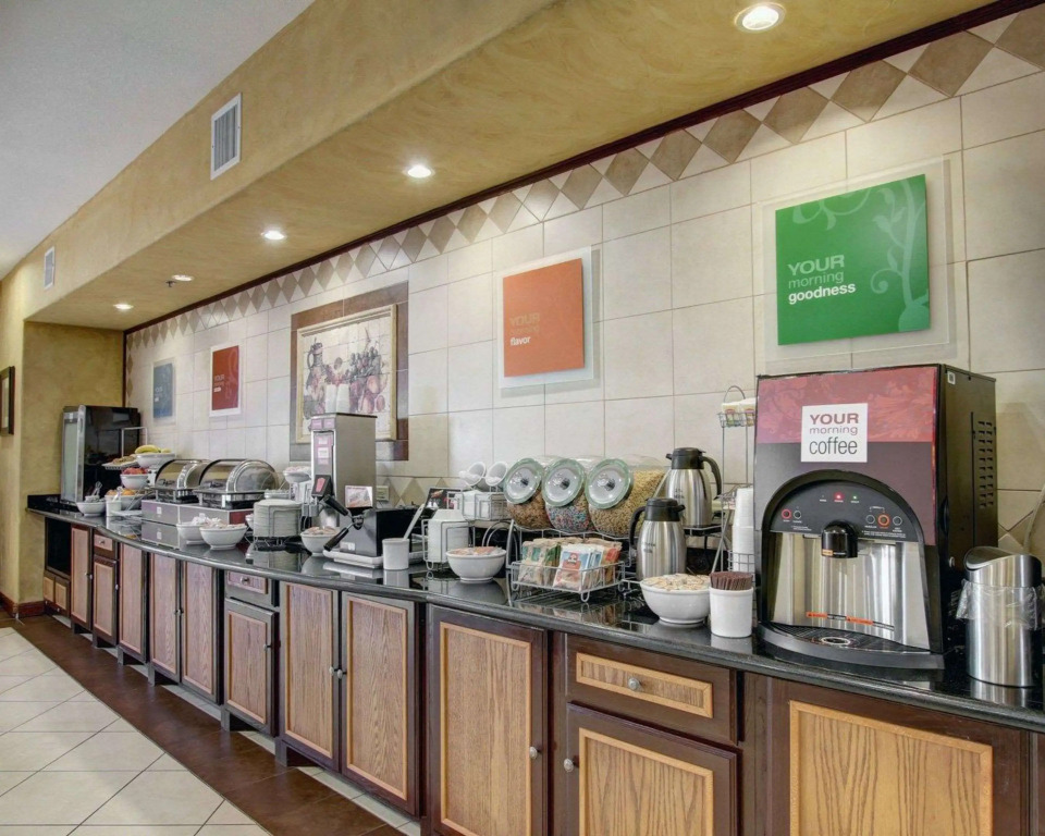 Comfort Inn & Suites Alvarado
