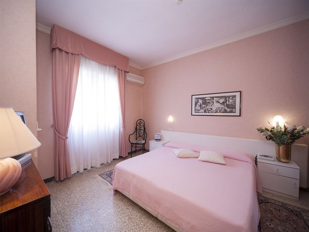 Hotel Aquila DOro