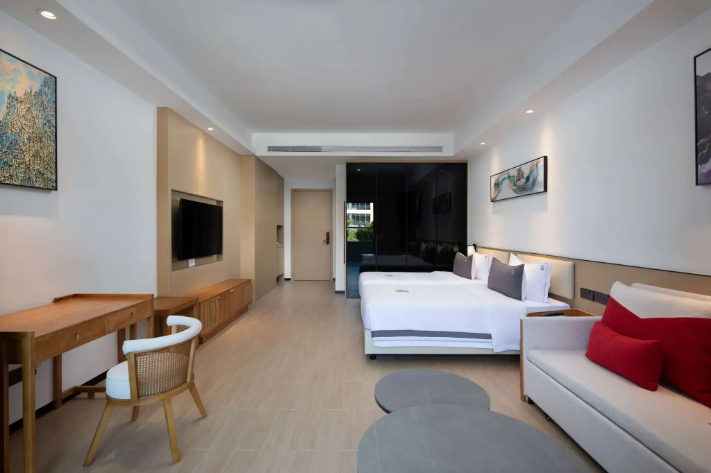 Ramada Encore by Wyndham Jiusuo Downtown
