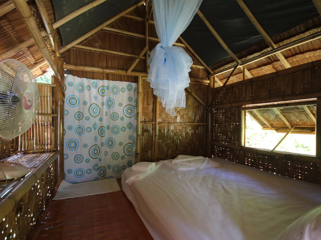 Phuhaya Bamboo Bungalows