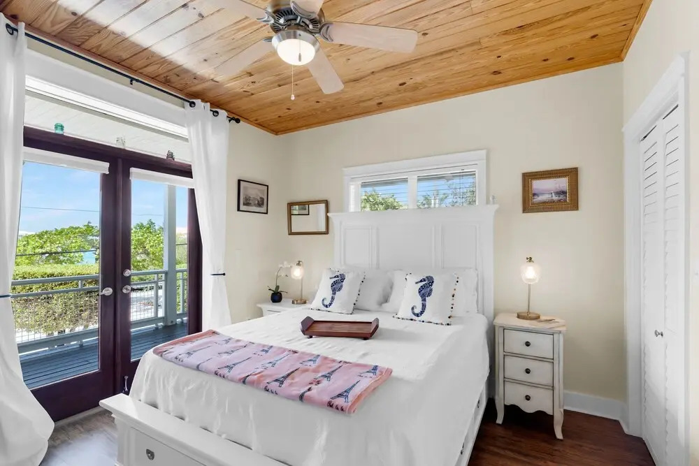 Beautiful Home Located In Venetian Shores Neighborhood 2 Bedroom Home by RedAwning