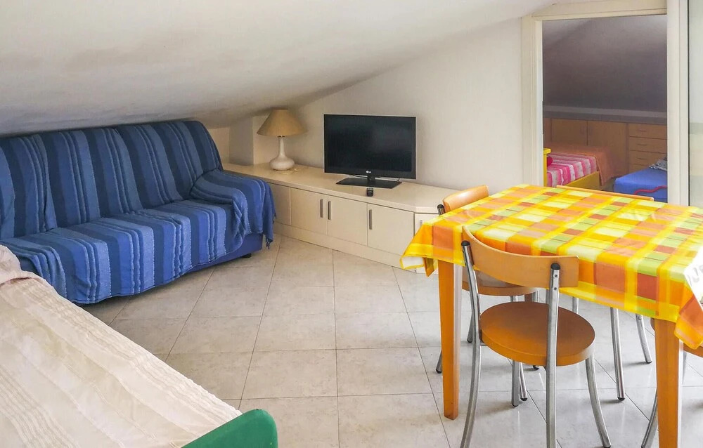 Awesome Apartment in Alghero With 3 Bedrooms and Wifi