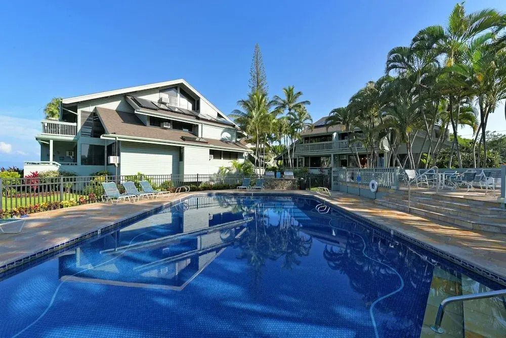 Kahana Outrigger #1a2 3 Bedroom Condo by RedAwning