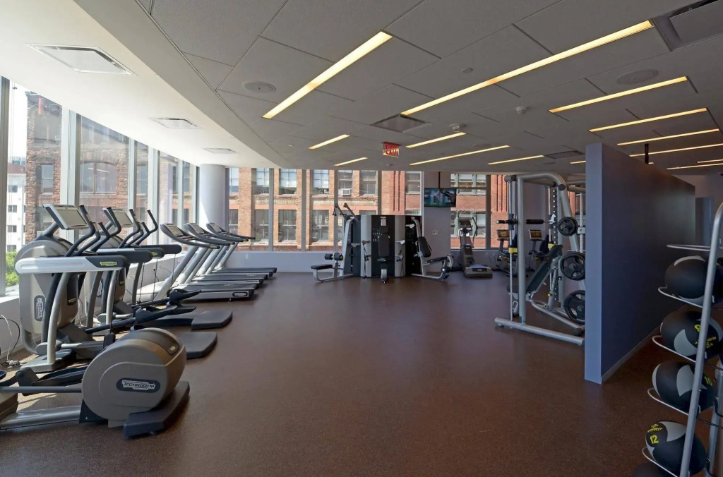 Global Luxury Suites at The Financial District