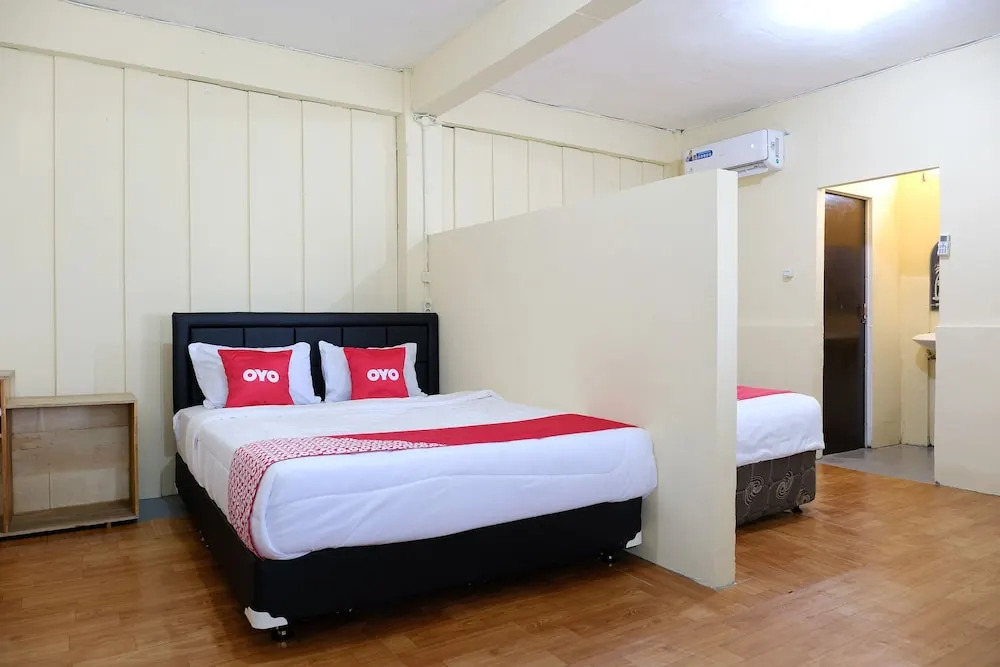 Guest House D'makmoer by OYO Rooms