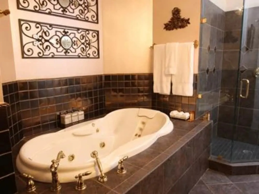 Chestnut Hill Bed & Breakfast