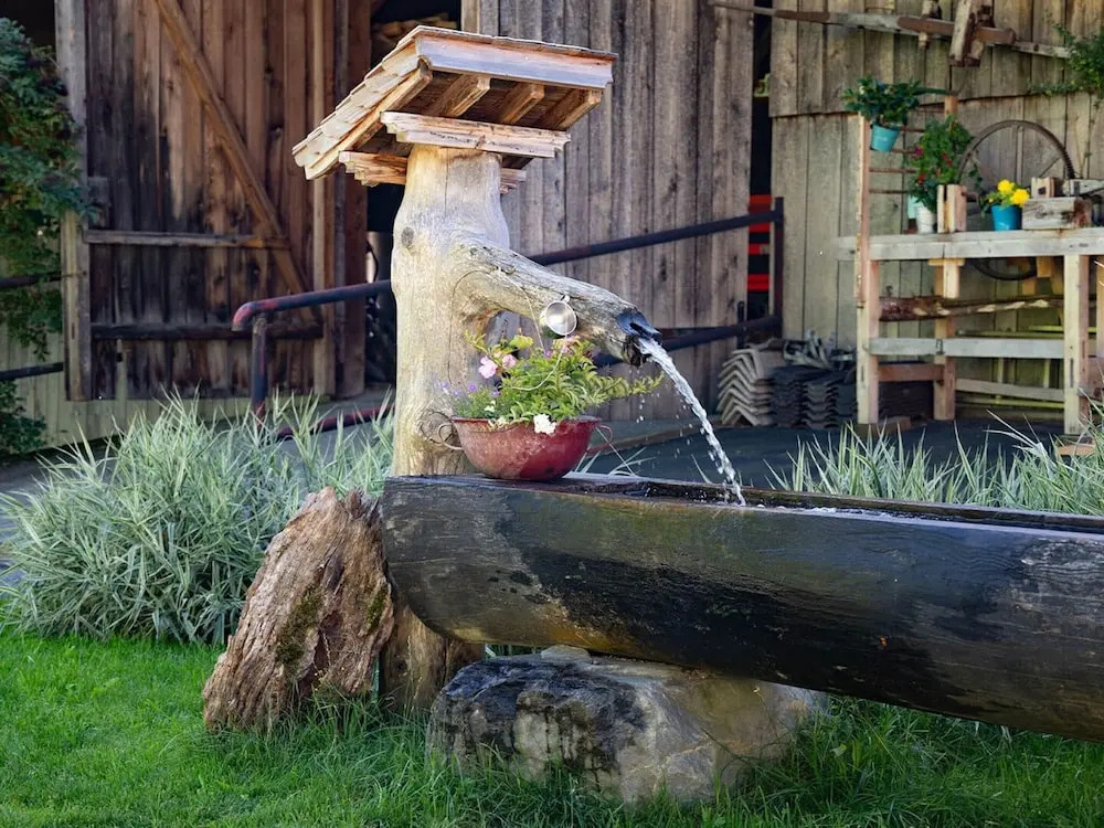 Cozy Apartment in Mühlbach with Garden near Ski Slopes