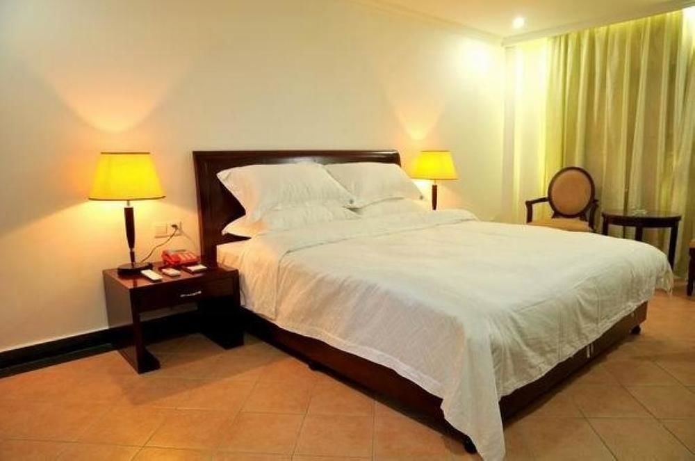 Yintian Holiday Hotel