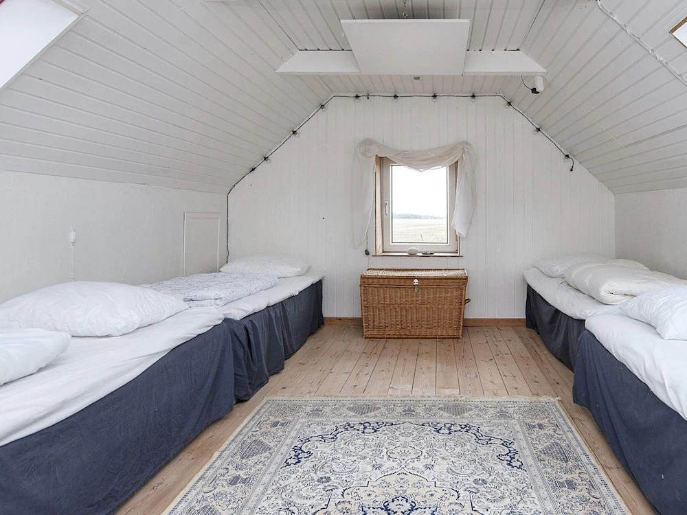 6 person holiday home in Harboøre