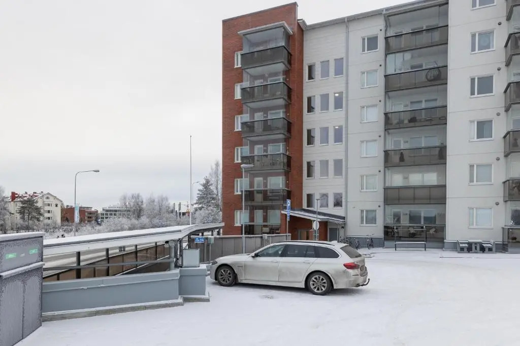 Arctic Aurora City Suite