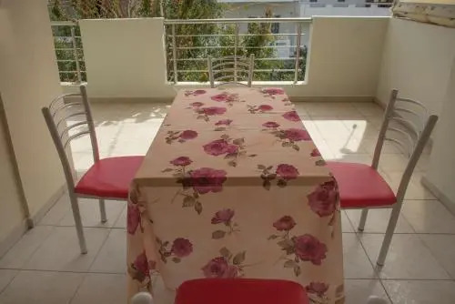 Georgia's Family Apartment