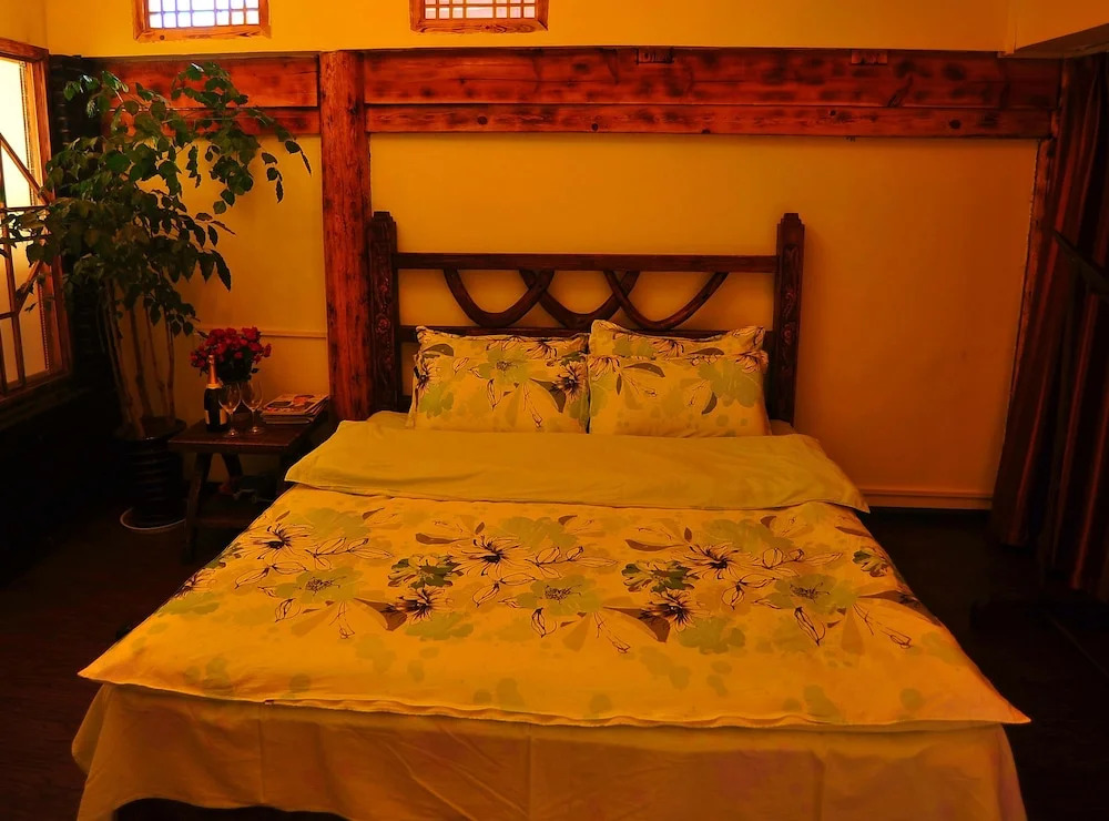Bamboo Inn