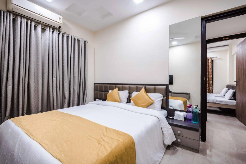 OYO Apartments Powai Lake