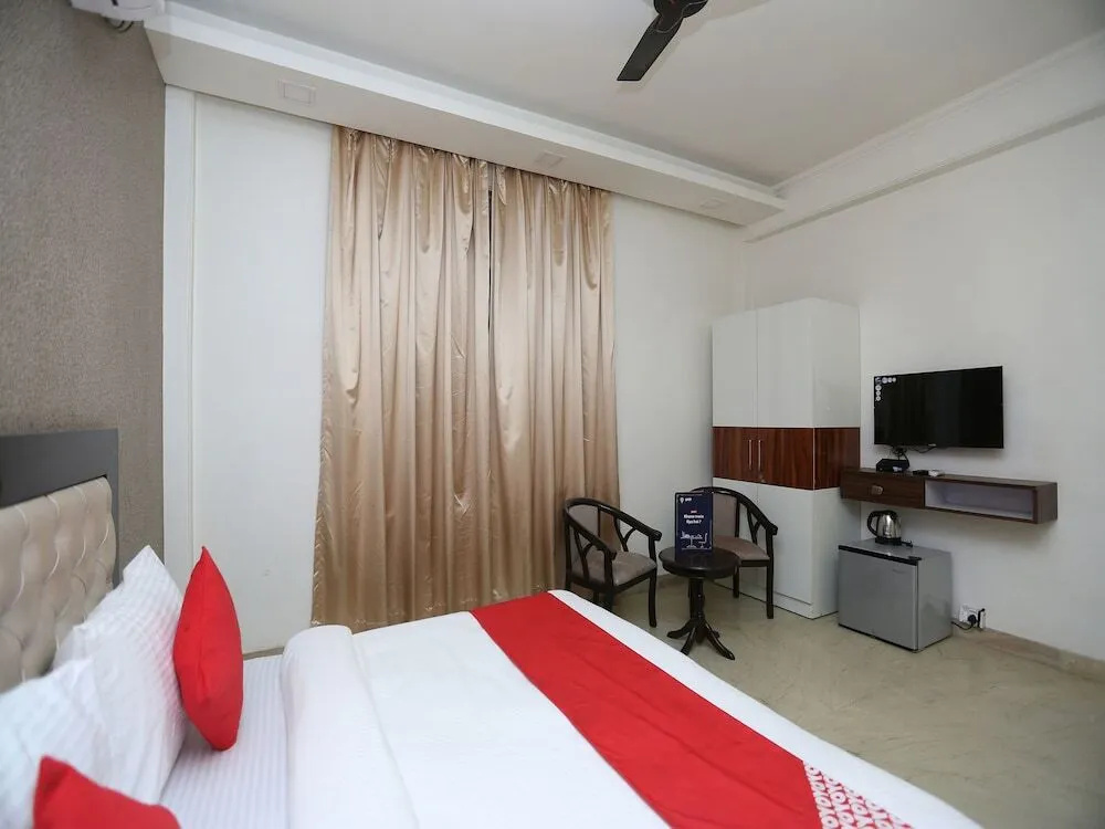 The Destiny Inn by OYO Rooms