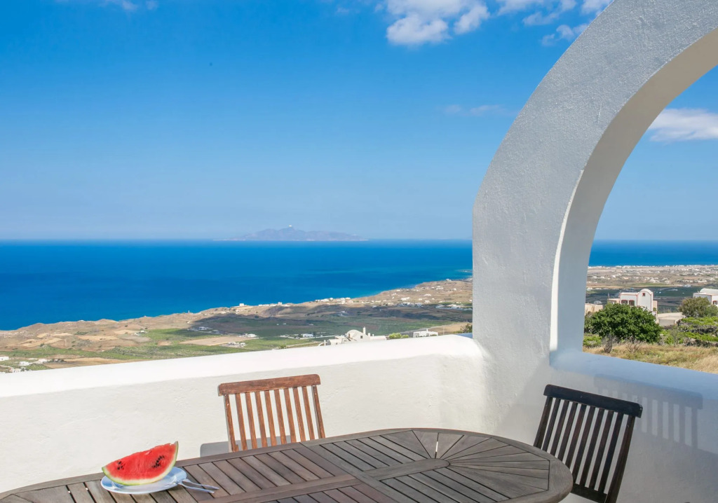 EOS Villa