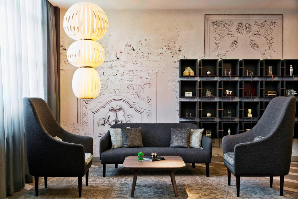 Marin Suites Hotel