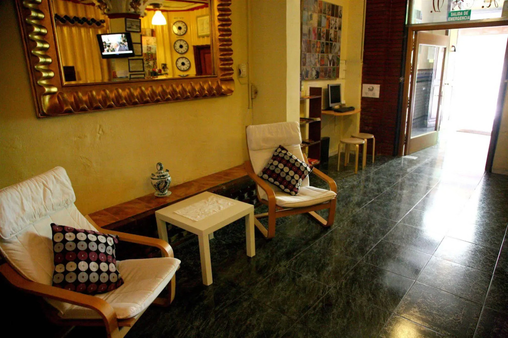Pensión Duquesa Bed & Breakfast