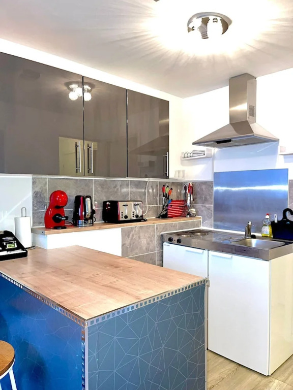 Charming 1-bed Loft Apartment in Romford