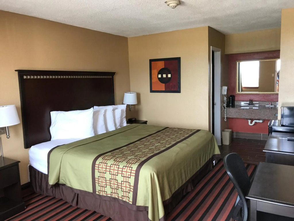 Days Inn by Wyndham Corpus Christi Beach
