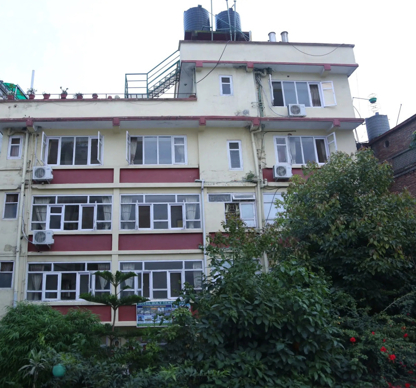 Hotel Holy Temple Tree & Chautari Cafe