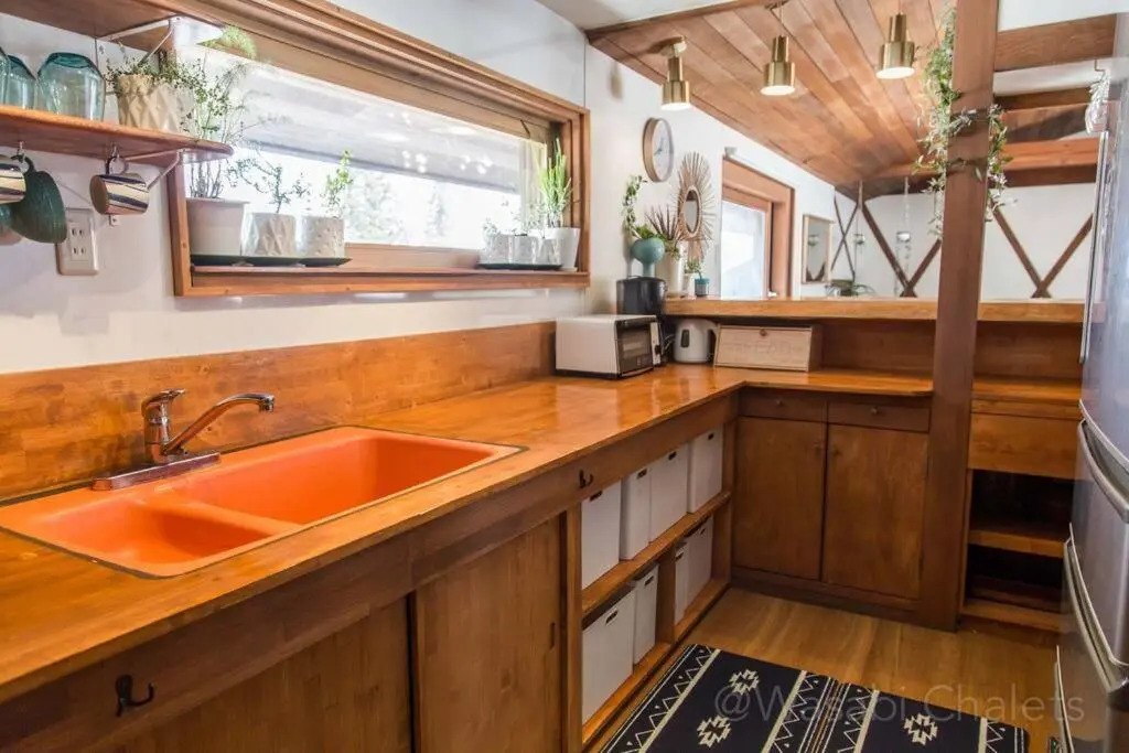 Wasabi Wonderland, Boutique Chalet sleeps 10