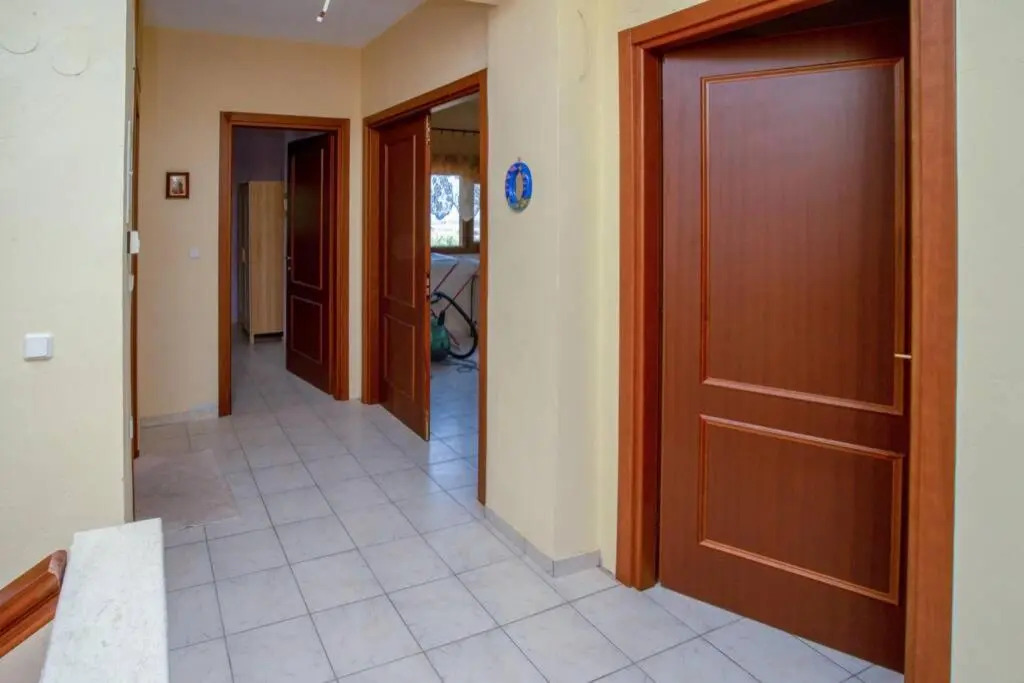 Family 5-bdrm villa with sea views on private land