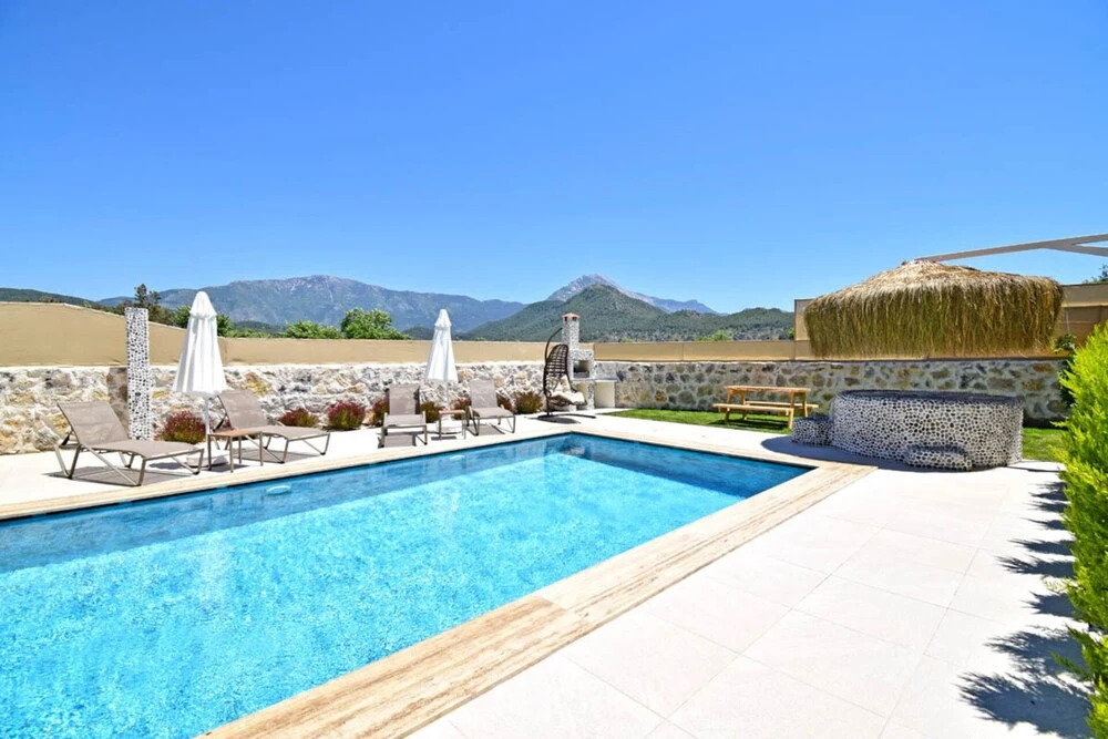 Villa Kaya View - Brand New Stone Villa With Pool