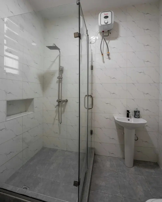 George Residence Ologolo Lekki