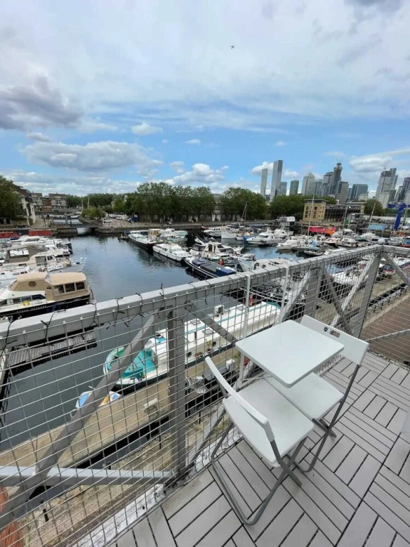 2BD Flat With Views of Canary Wharf - Rotherhithe