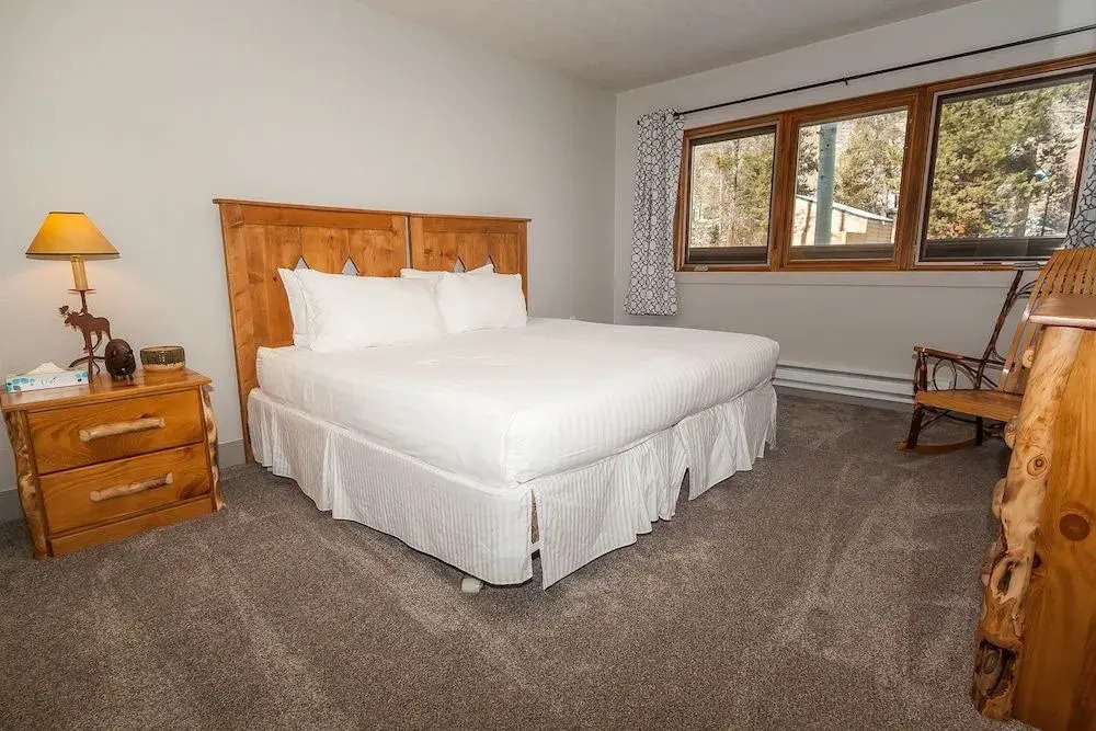 Quicksilver #1666 - 2 Br Condo