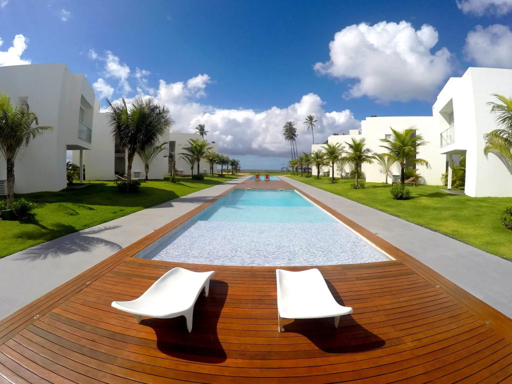 B Blue Beachouses