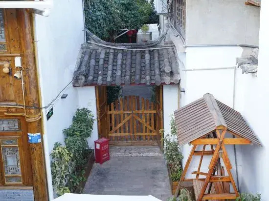 Lijiang Mengenju Inn