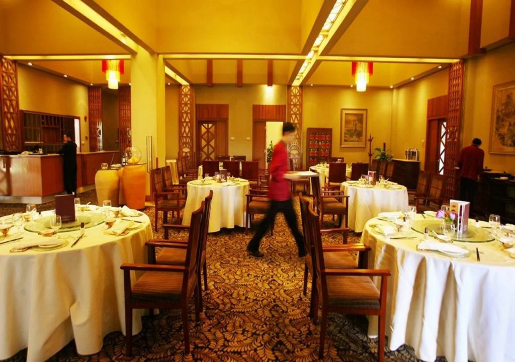 Hillview Golf Hotel