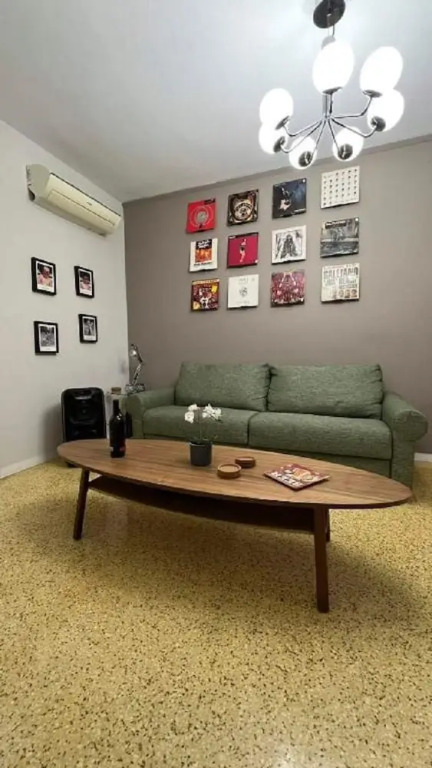 Crown Syntagma Apartment