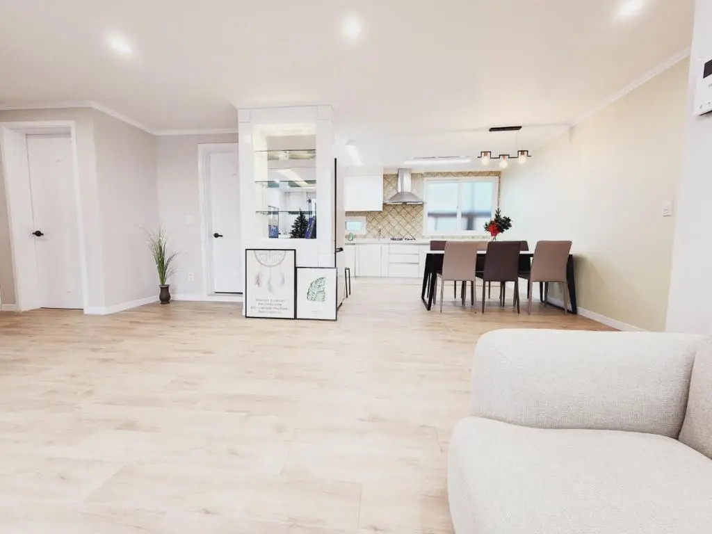 Grand open Hongdae houes 4bdr 2bth