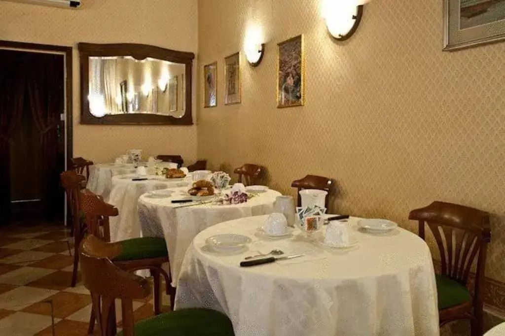 Hotel Atmosphere