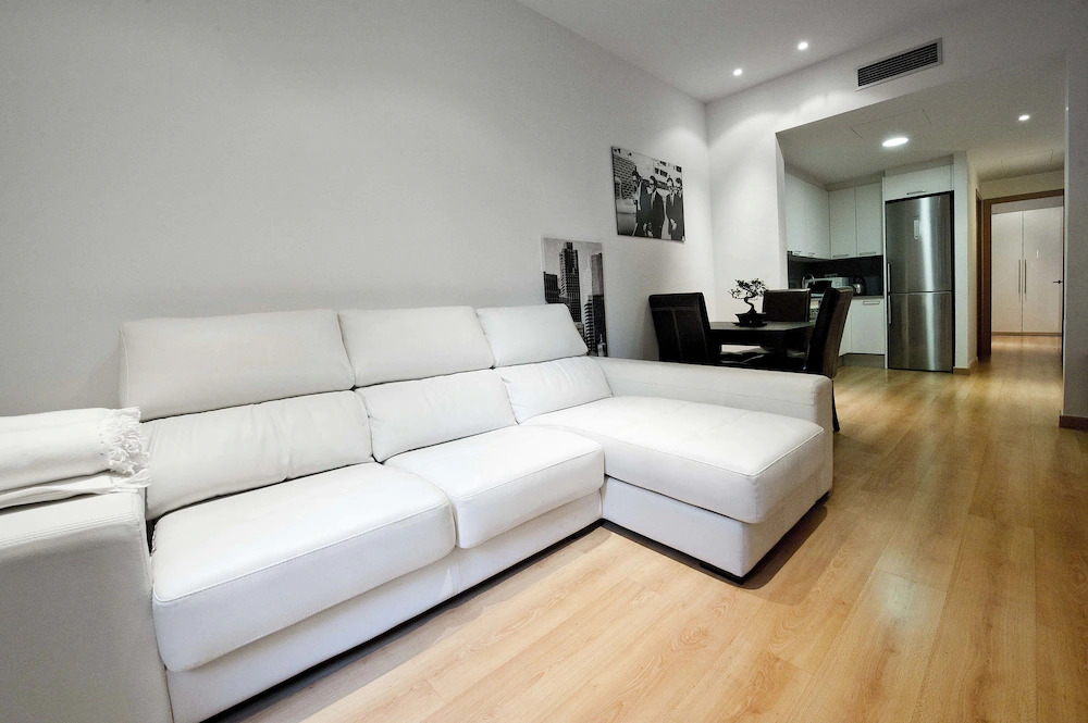 Roger De Lluria Design Apartment
