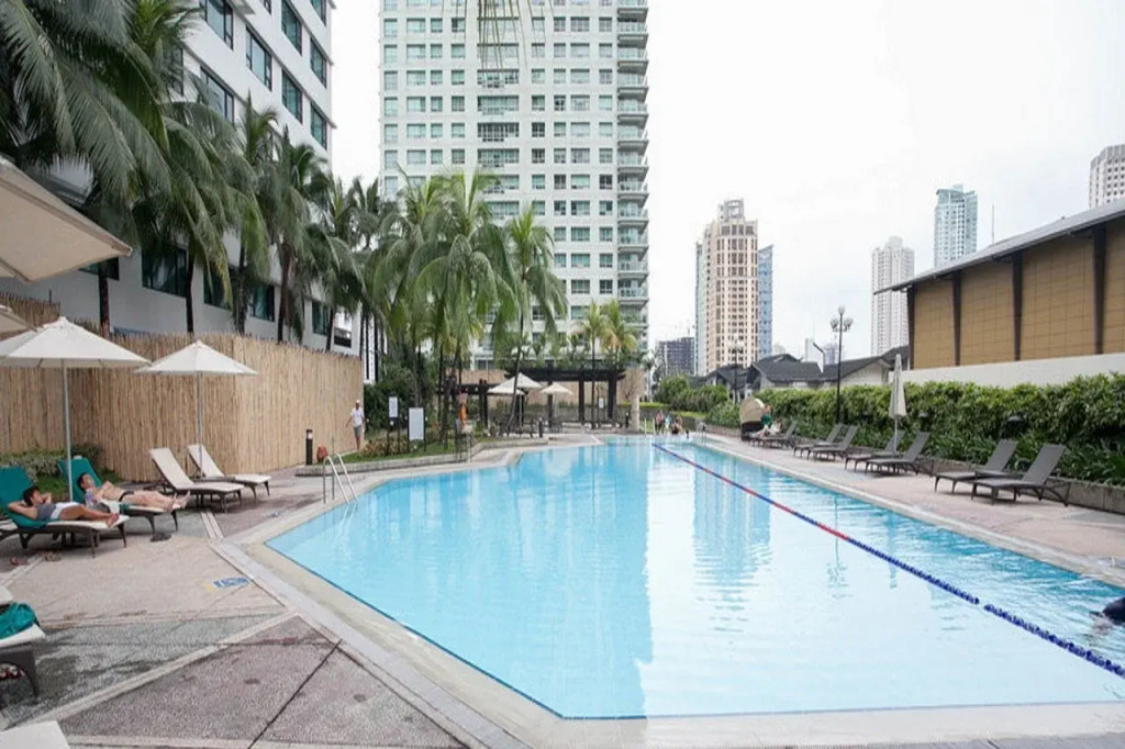 New World Makati Hotel, Manila