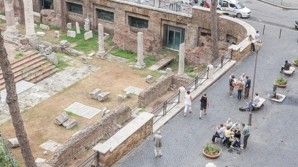 Rental in Rome Ancient Rome View
