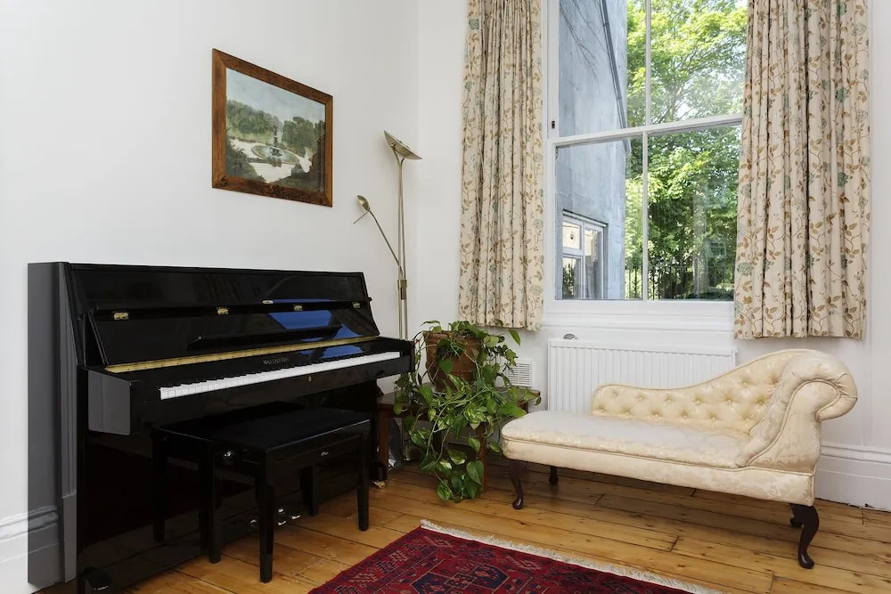 Clapham Escape