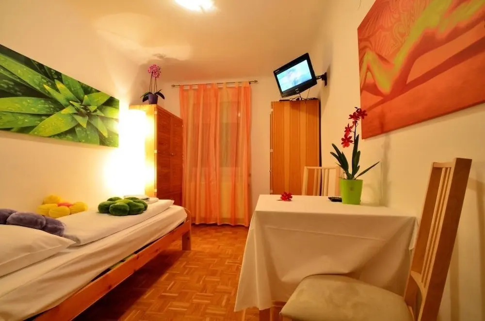 All-in Work & Study City Studio Apartment
