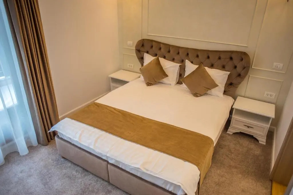 Boga Rooms