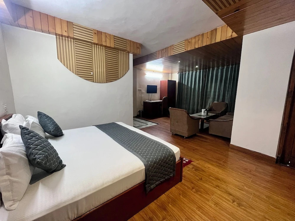 Hotel Kumar's