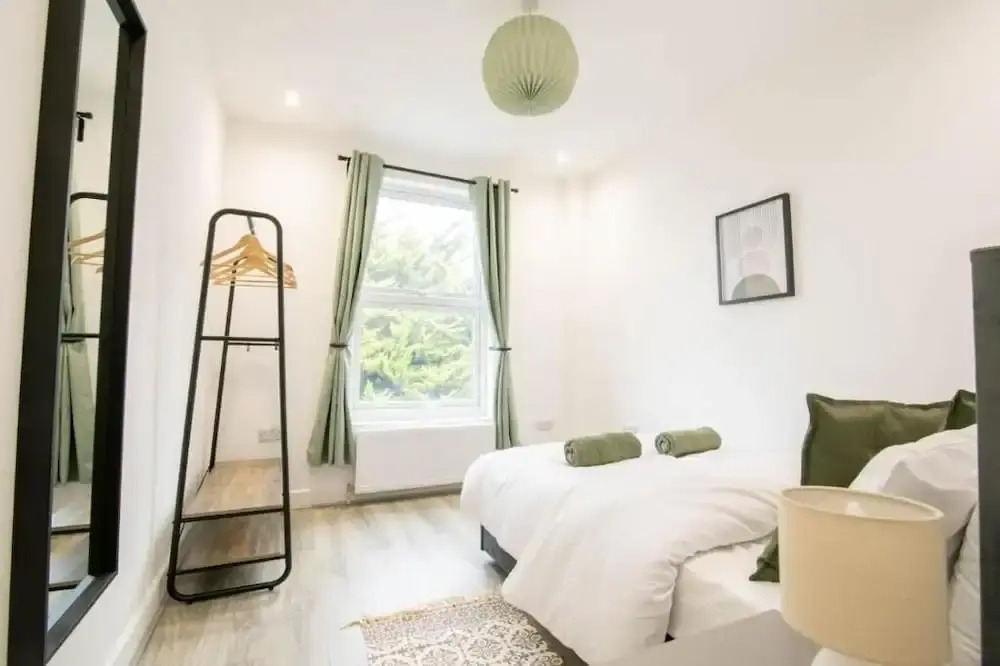 Cosy 3 Bed Flat in Southsea