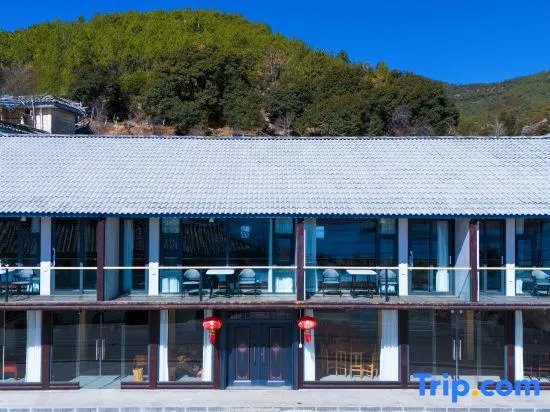 Yiwan Huqi Homestay in Lugu Lake