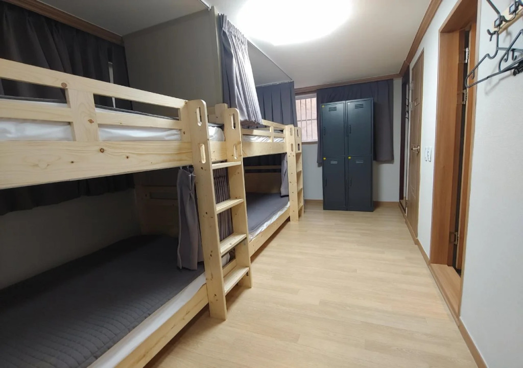 Ys house