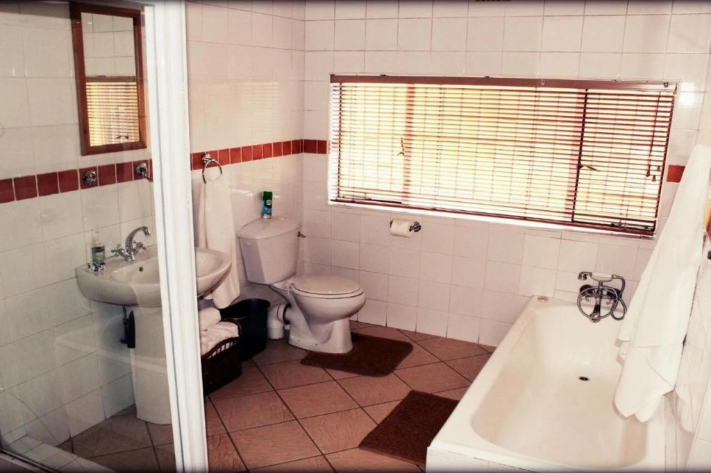 Aqua Terra Guest House