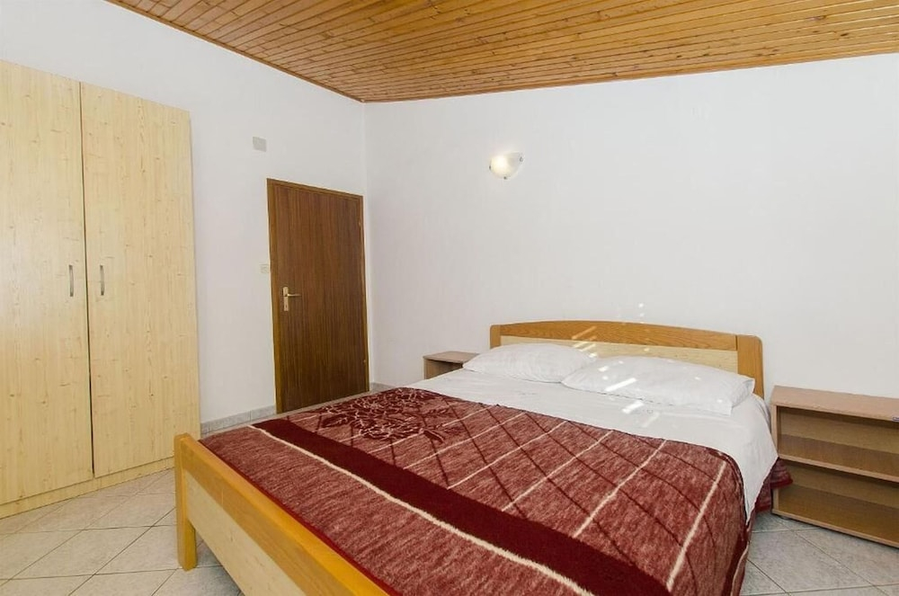 Apartments Nada