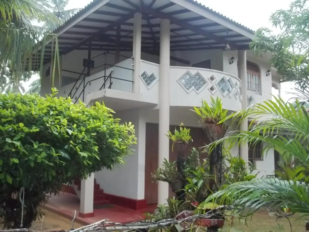 Anura home stay