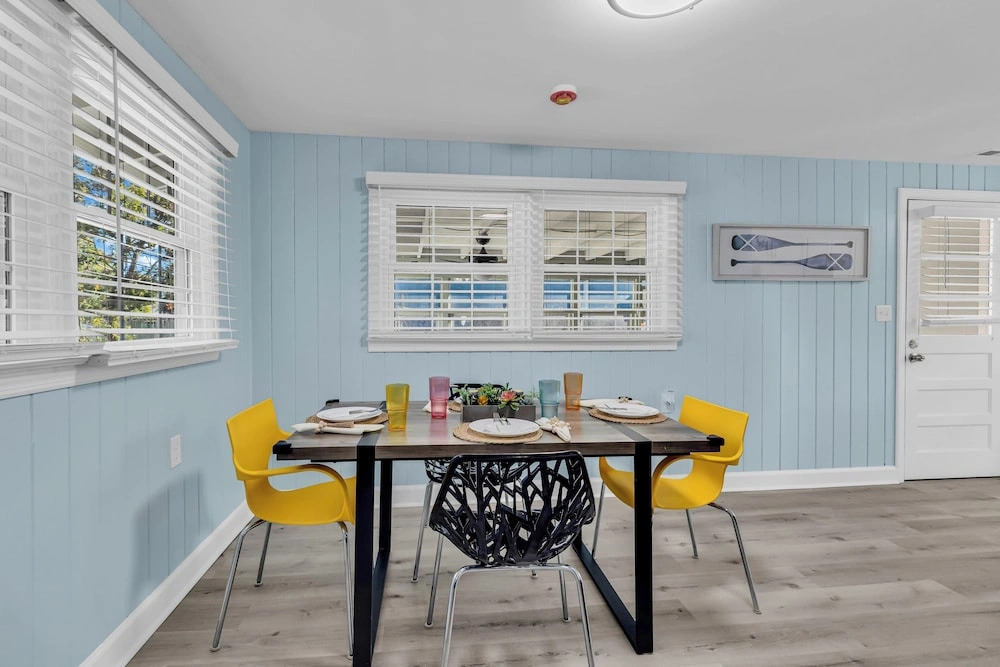 Sea Breeze Retreat
